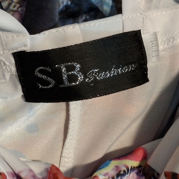 Embellished summer dress - Picture 3 of 16